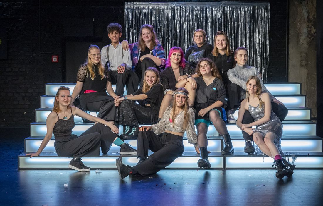 Aus dem Tagebuch der Gen Z: „We are 22“ im Theater Duisburg