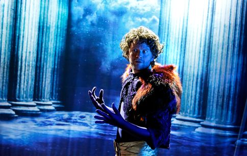 Superheld*innen auf geheimer Mission und der Suche nach Identität