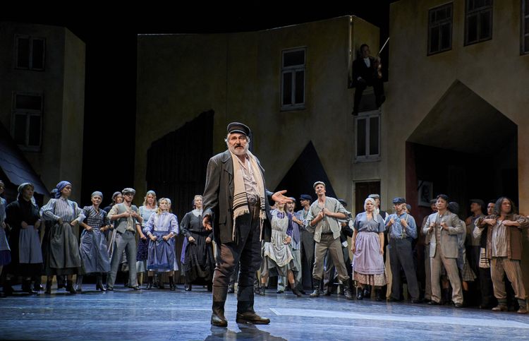 Kann Musical Gesellschaftskritik? Ein Talk über Erinnerungskultur auf der Bühne